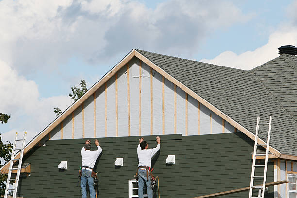 Professional Vinyl Siding technician working in Landis, NC